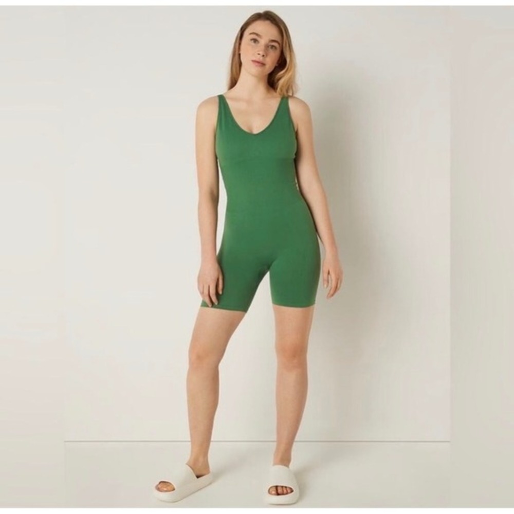 NWT Pink‎ Active 6" Seamless Shorts Workout Bodysuit Romper Green Size XL